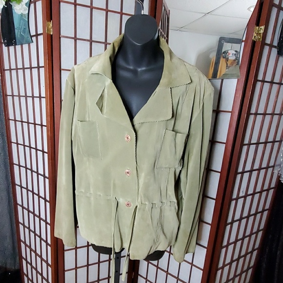 Jacket - Picture 2 of 4